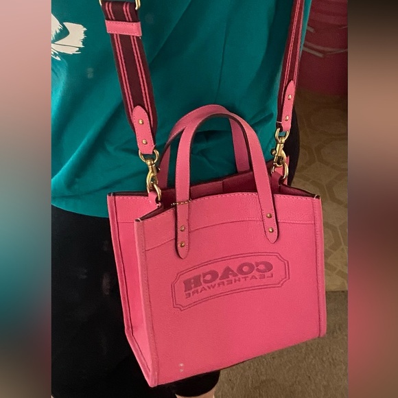 Coach Fuchsia Crossbody Bag with Burgundy Strap - Picture 2 of 5